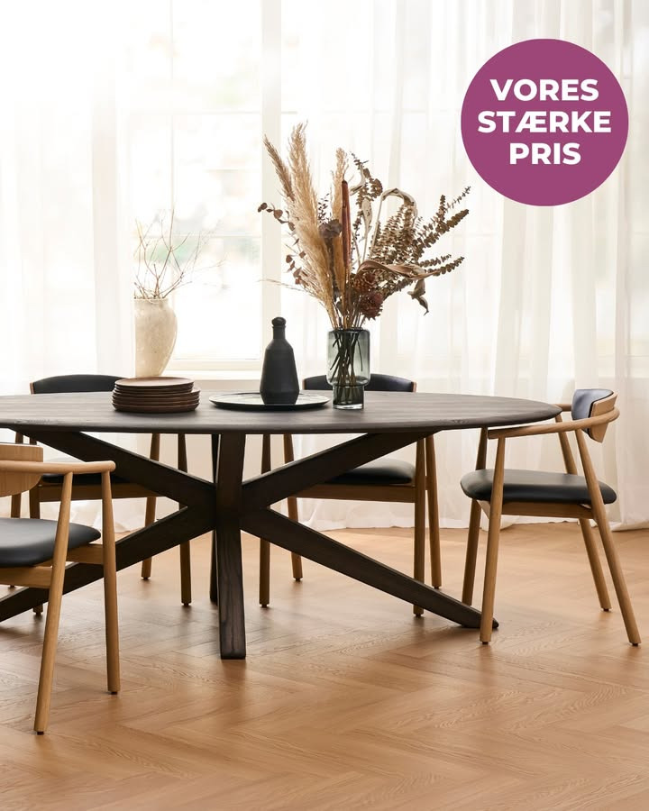 Bolighuset Thisted tilbyder Namo spisebordsstol i massiv eg til stærk pris
