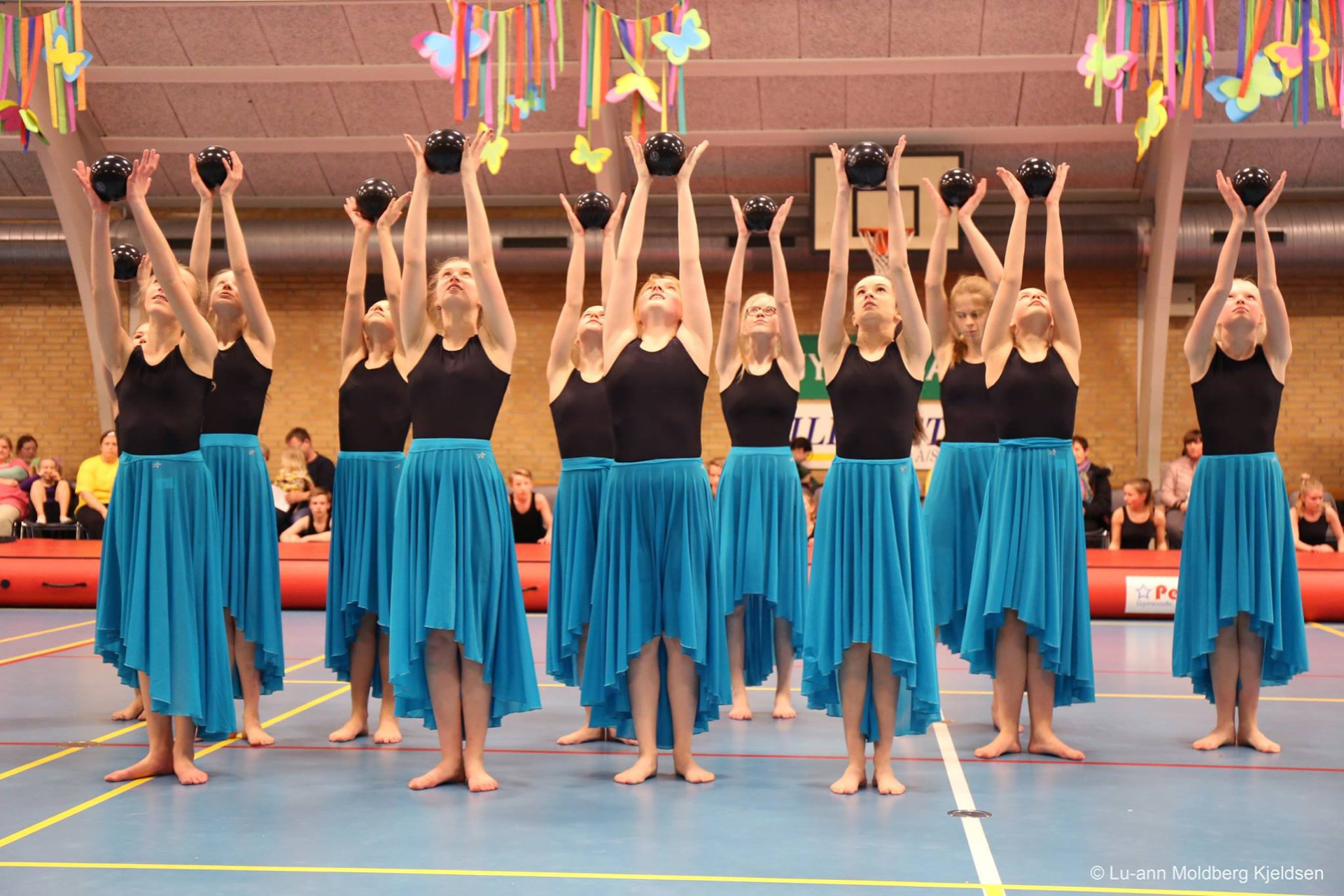 Musik, rytmik og gymnastik i Park Vendia Hallen