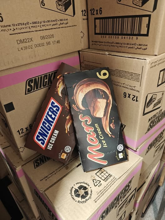 Spar Valsgård tilbyder Snickers og Mars is til 28 kr.