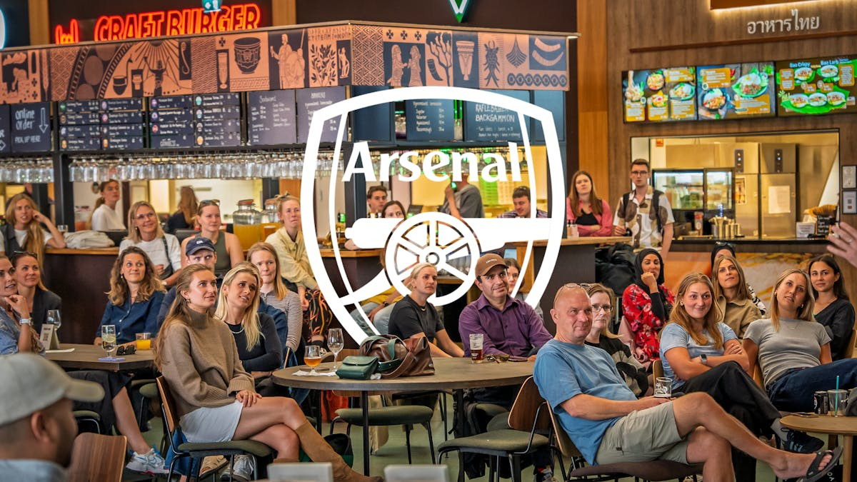 Fodboldfest i Banken Foodhall: Arsenal-fans samles til Champions League-finale