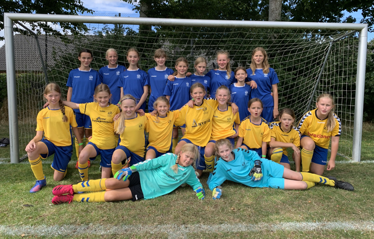 Lunderskov-pigerne sled og slæbte i smalt nederlag