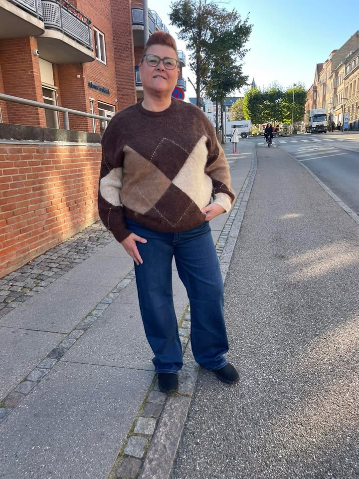 Only Curves præsenterer efterårets must-haves: Strik, jeans og skindjakke