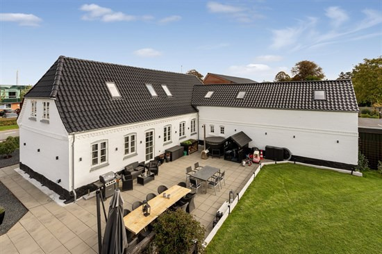 Mommarkvej 12 og 6 andre boliger er kommet til salg denne uge i Sønderborg - se boligerne her.