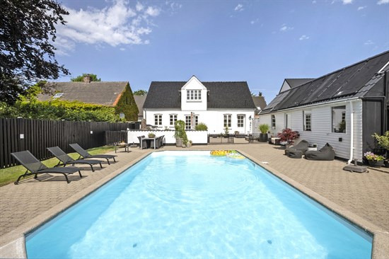 Vestergade 25 og 2 andre boliger er kommet til salg denne uge i Aabybro - se boligerne her.