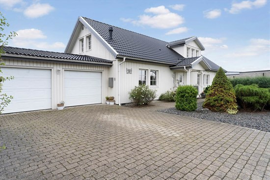 Top 6 over dyreste boliger til salg i Daugård. Priser op til 17.500.000 kr