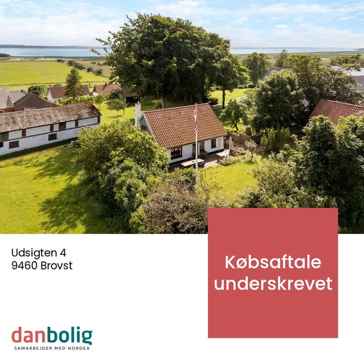 Danbolig Nørresundby underskriver købsaftale for villa på Udsigten 4