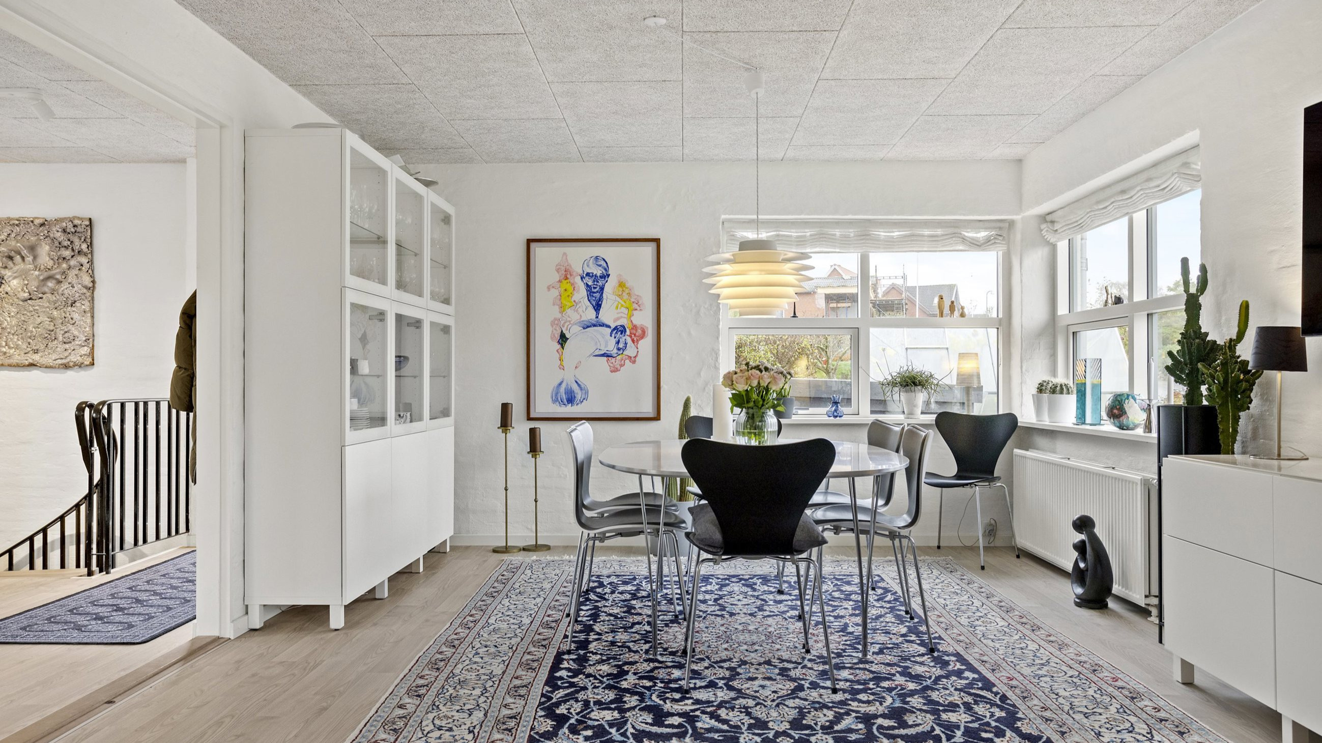 Til salg hos danbolig Hjørring: Flot renoveret villa med lys og indbydende indretning