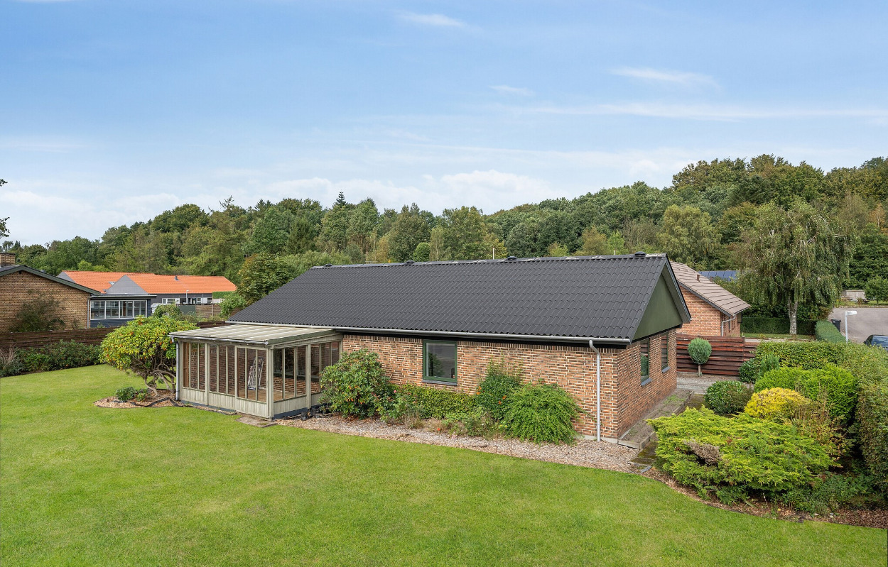 Familievilla i Bryrup i skøn beliggenhed for kun 1.195.000 kr.!