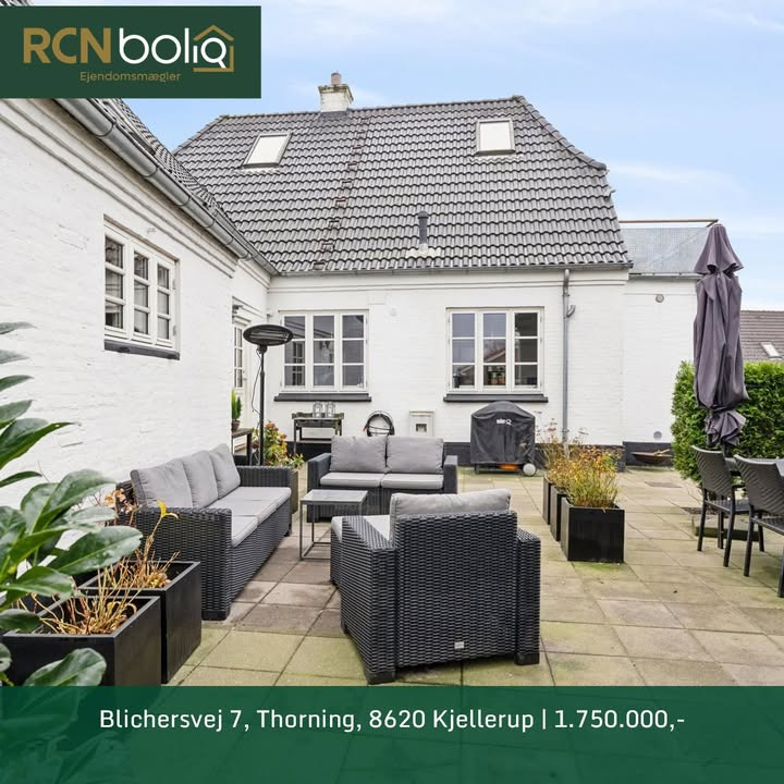 Moderniseret villa på Blichersvej 7 med stor garage til salg hos RCN Bolig Silkeborg