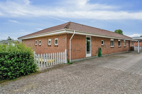 Til salg hos home Brønderslev: Lillebæltsvej 14, 9700 Brønderslev