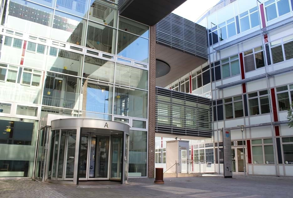 Skole- og dagtilbudschef fratræder stilling