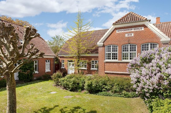 Top 6 over dyreste boliger til salg i Store Merløse. Priser op til 8.995.000 kr