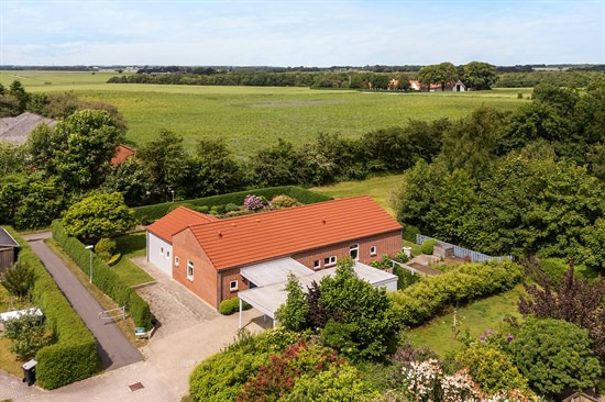 Modesvej 39 og 1 anden boliger er kommet til salg denne uge i Spentrup - se boligerne her.