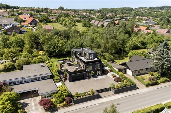 Top 6 over dyreste boliger til salg i Odder. Priser op til 12.995.000 kr