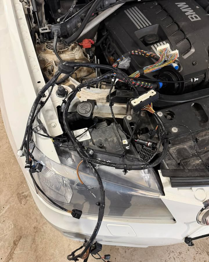 Soldal Auto deler billeder fra værkstedet og ferieåbningstider