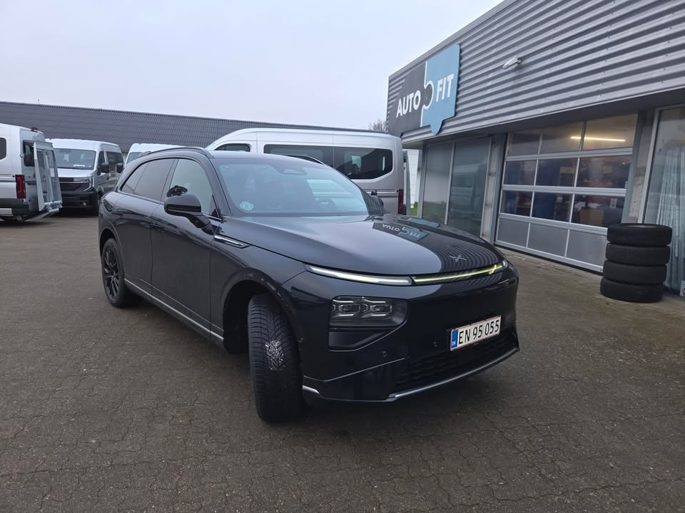 AutoFit A/S præsenterer ny XPeng G9 som skolevogn til moderne køreundervisning