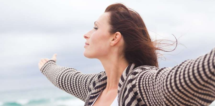 Oplev breathwork ved Diernæs Strand