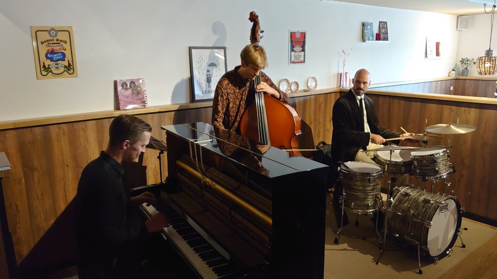 Jazzeftermiddag med Snorre Kirk Trio på Mitchell's Carvery