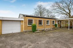 Villa i Lind med stort potentiale og central beliggenhed