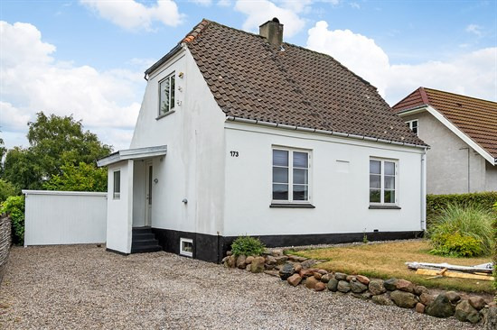 Slagelsevej 173 og 3 andre boliger er kommet til salg denne uge i Kalundborg - se boligerne her.