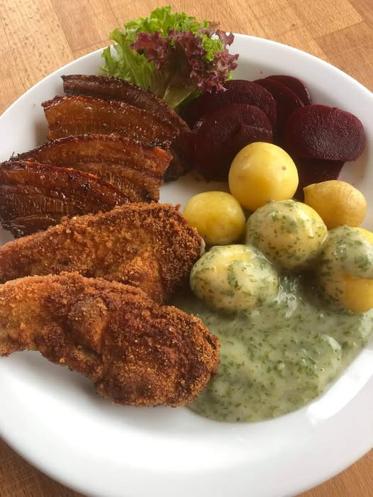 Thy Mad & Fest tilbyder lækker søndagsmenu med stegt flæsk og børnemenu til forudbestilling