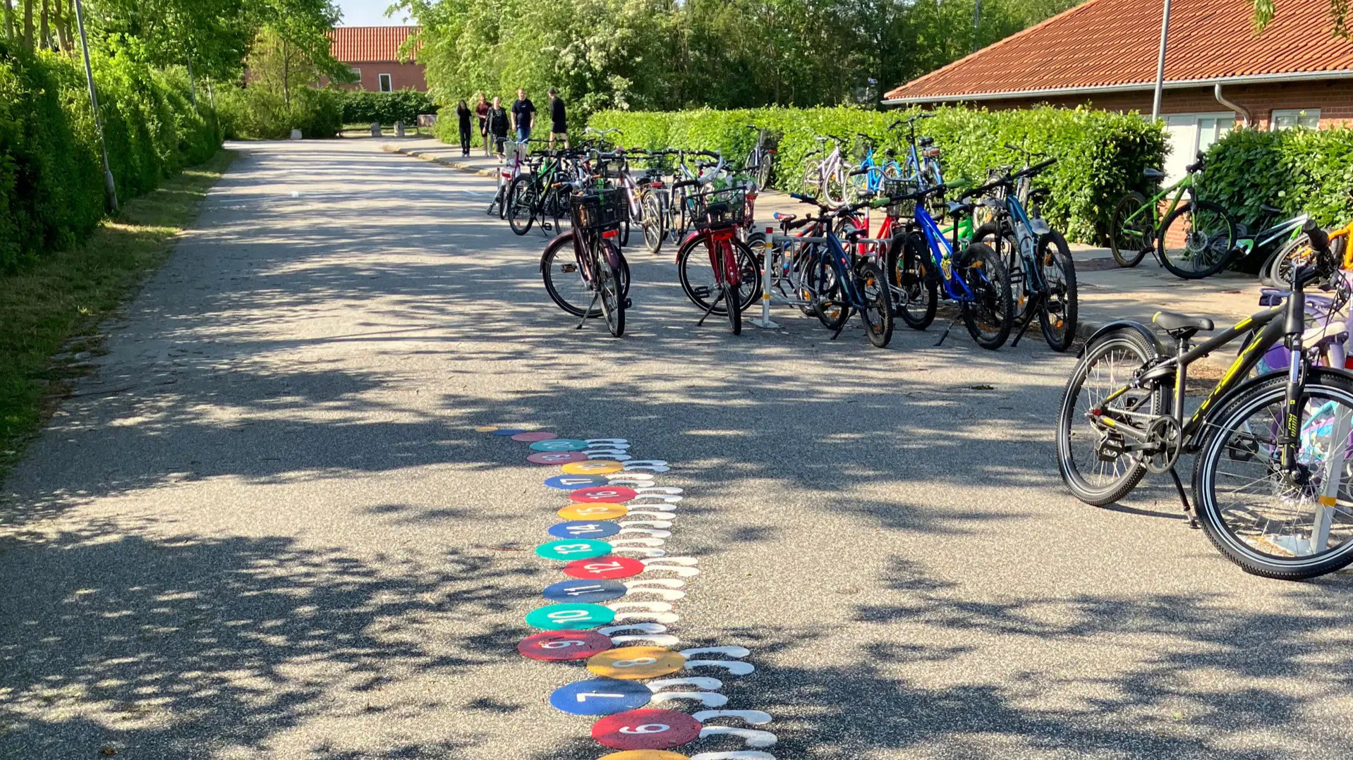 Aalborg kommune forbedrer trafiksikkerheden ved skole med nyt tiltag