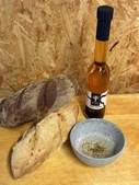 Rosengårdens Gårdbutik præsenterer Hr. Skovs Bread Dipper som perfekt til brød og madlavning