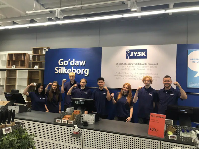Unge i Silkeborg får praktisk erfaring i detailhandel med JYSK Crew’s seks ugers forløb