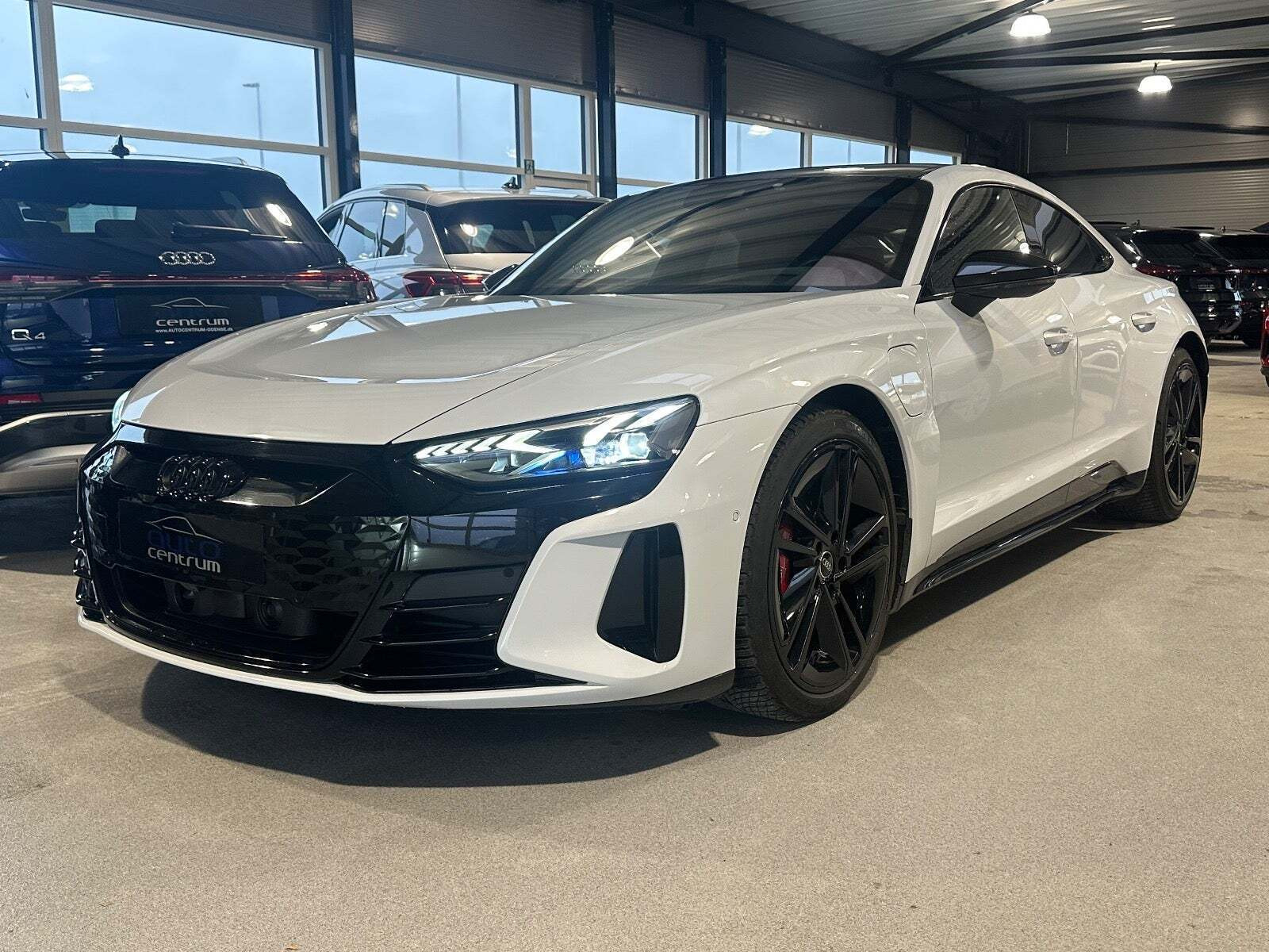 Pris op til 749.900 kr! Se de dyreste biler til salg i Årslev