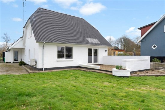 Bolig til salg for 2,5  mio. kroner - se hvad der ellers er til salg i Vejle Kommune