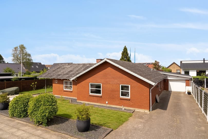 John Frandsen Herning præsenterer attraktiv villa perfekt til familier