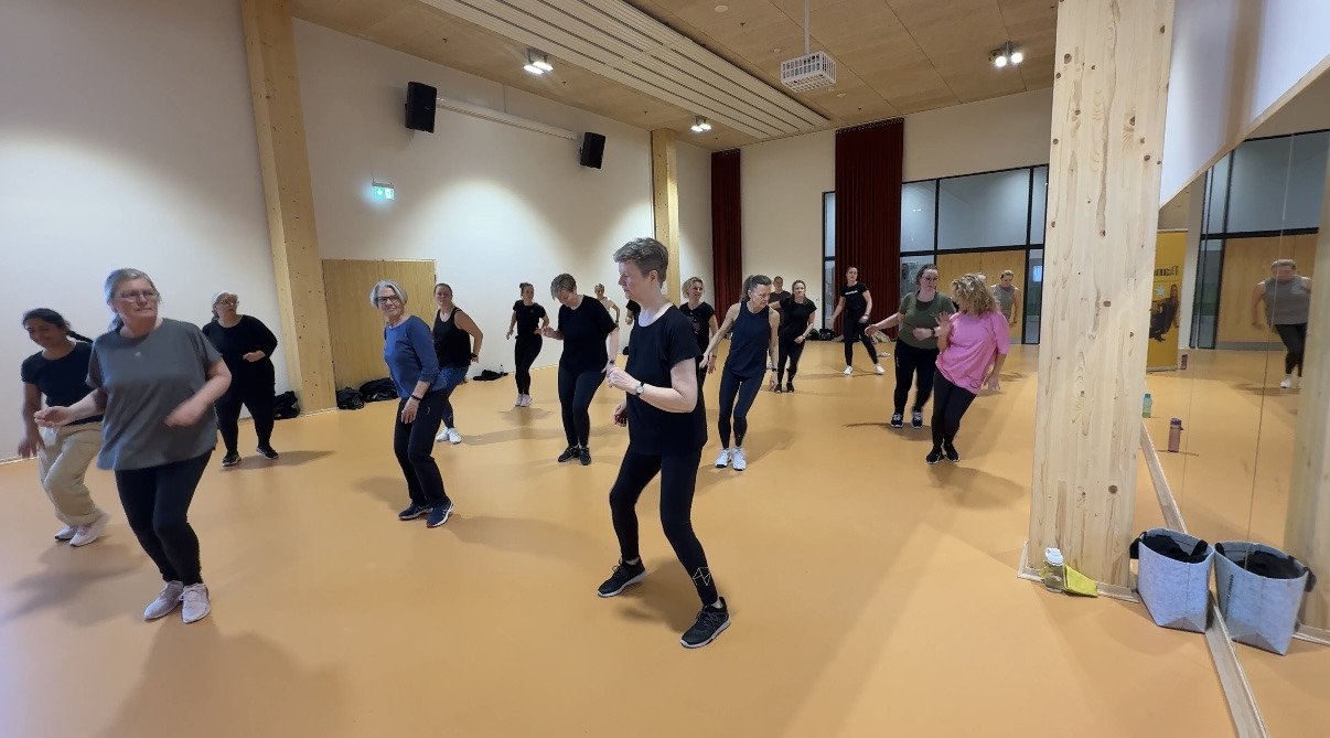 Rikke Bruun Mortensen gæster endnu engang DanceSmileAndBeHappy