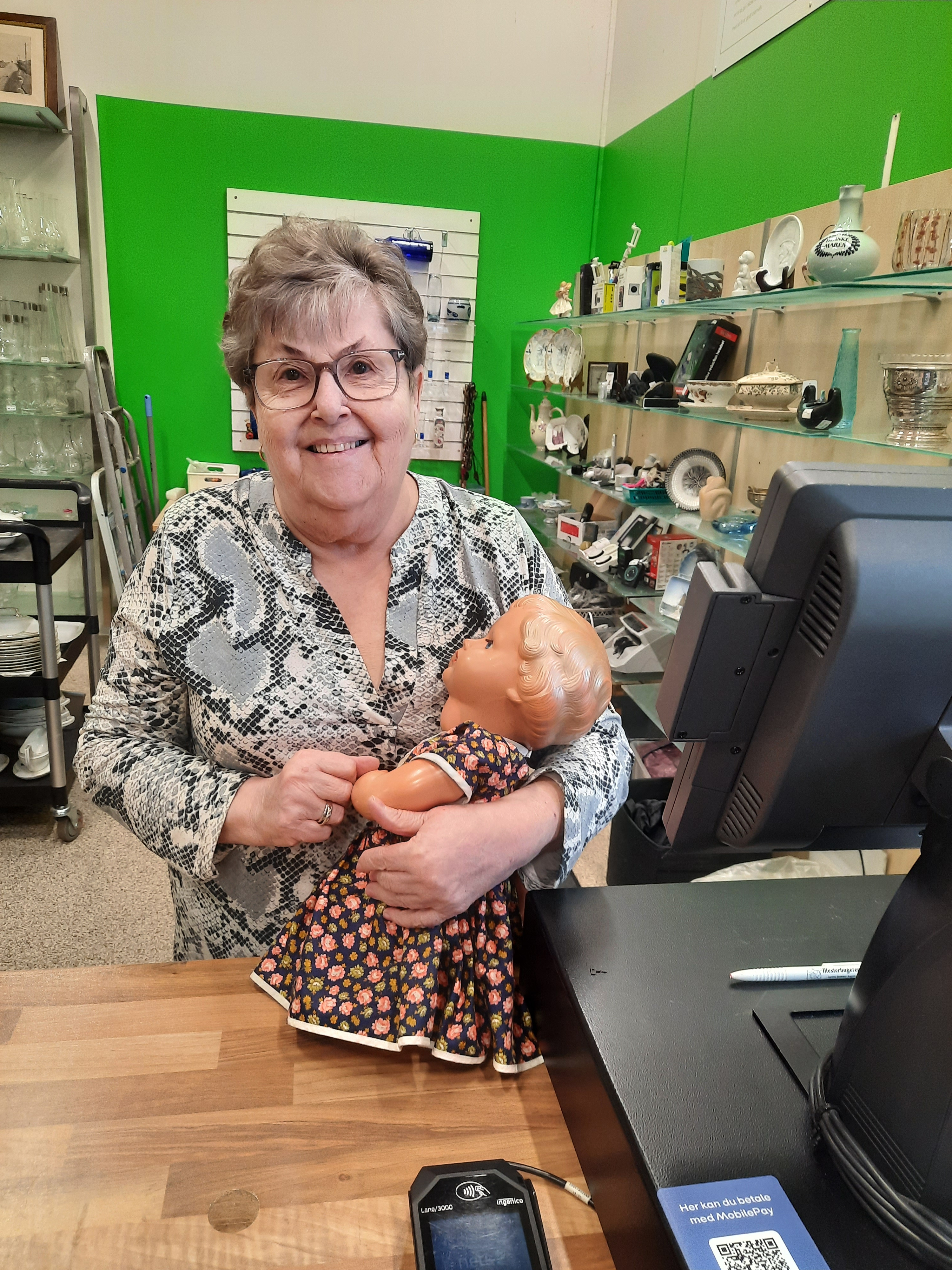 Lokal barndomsskat får nyt hjem i genbrugsbutik