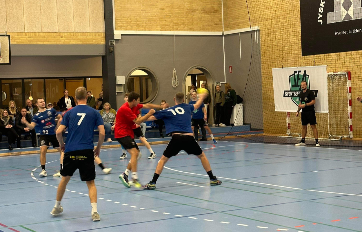 Brønderslev-herrerne udviser stor disciplin og vinder sikkert i Hjallerup