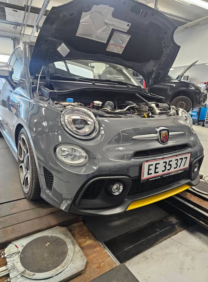 Auto Nord ved Nicolai Jensen ApS byder velkommen til ny mekaniker og ser frem til voksende team