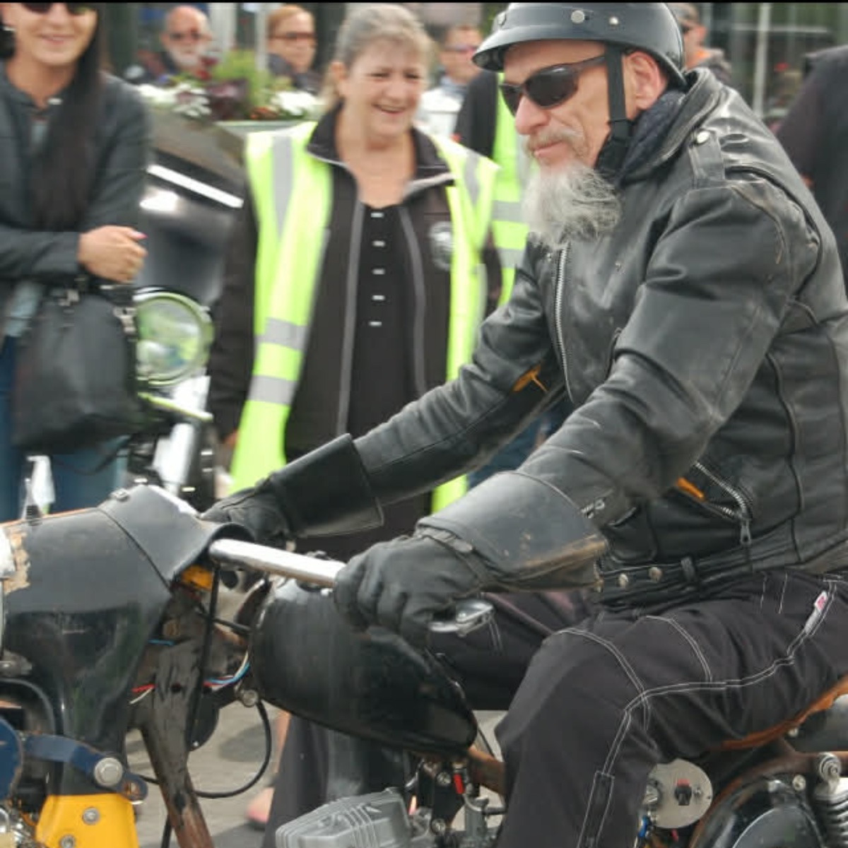 Gert Petersen: Pragtfuld natur, havnesnak og motorcykler