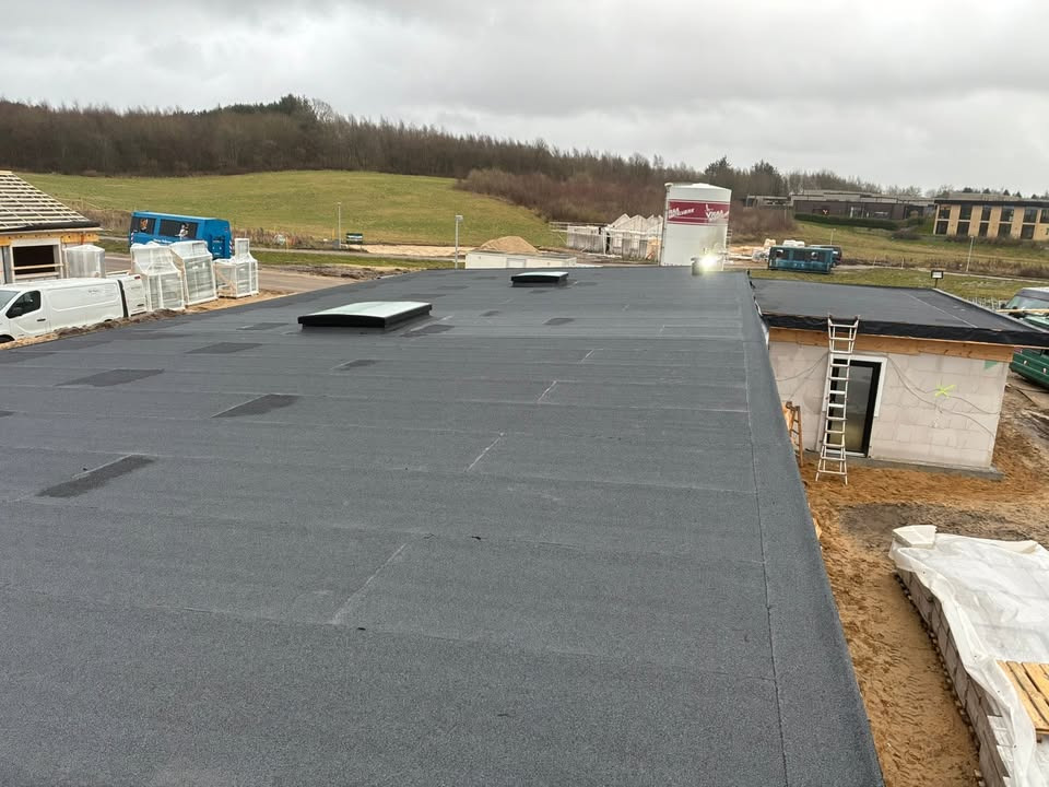 Møldrup Tagdækning ApS afslutter 300 m2 tagprojekt på Linesvej i Silkeborg