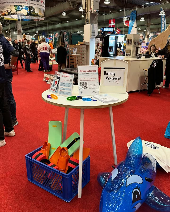Herning Svømmehal begejstret for succesfuldt deltagelse på Ferie For Alle-messe
