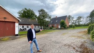Nedlagt landbrug med stuehus og mulighed for hestehold i Bindslev til salg