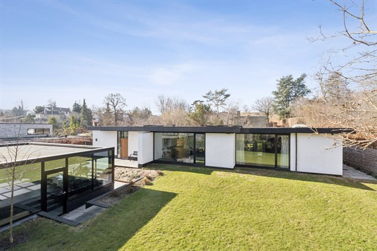 Netop kommet til salg: Ildervej 6 en af Højbjergs dyreste adresser