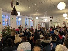 Sprogcentret fejrer dimittender efter vellykkede danskeksamener