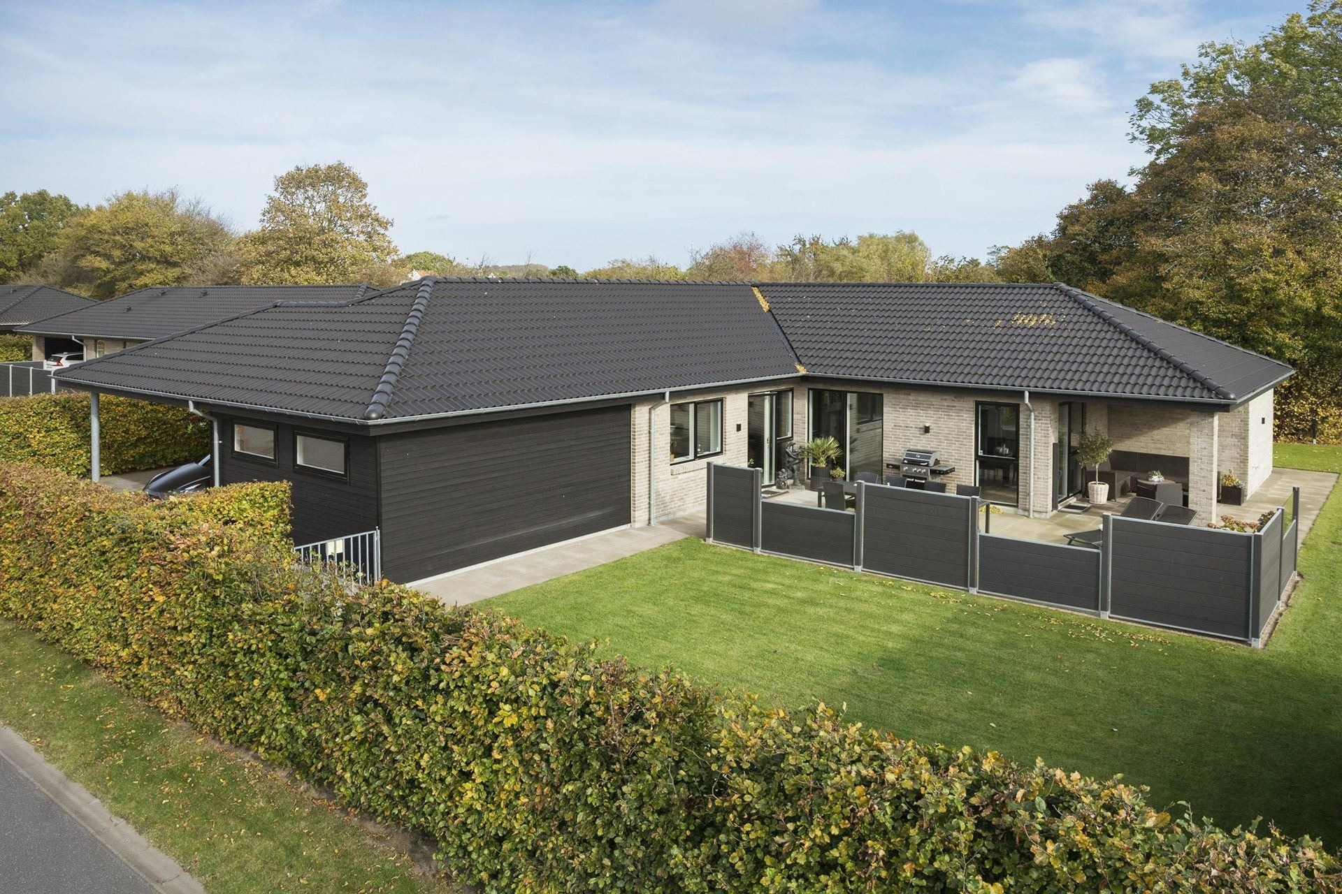 Luksusbolig netop kommet til salg i Bjert: Se hvad du skal smide for Bjerts dyreste adresser her