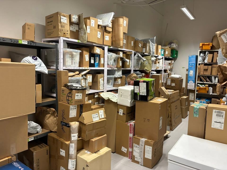 Center Kiosken afklarer misforståelse om pakkehåndtering efter TV 2 Østjylland opslag