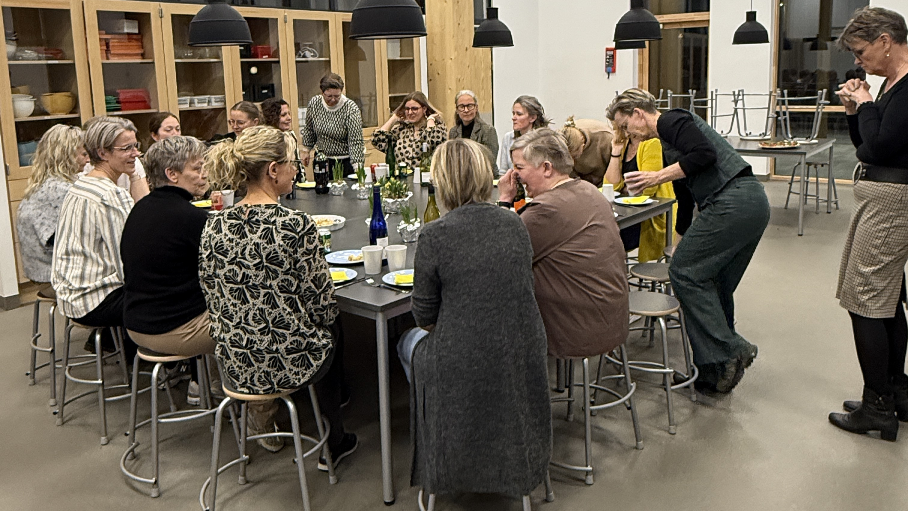 DanceSmileAndBeHappy skaber fællesskab gennem madlavning og hygge