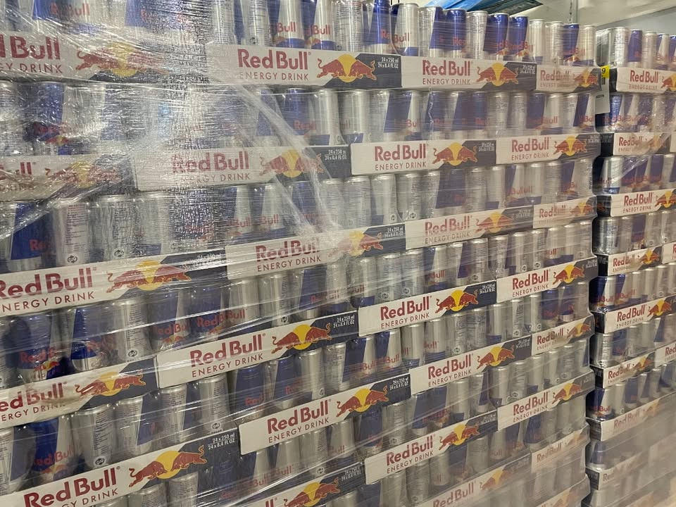 SPAR Nørrebro Hjørring tilbyder rabat på Red Bull-kasse med bestillingsmulighed via kommentar