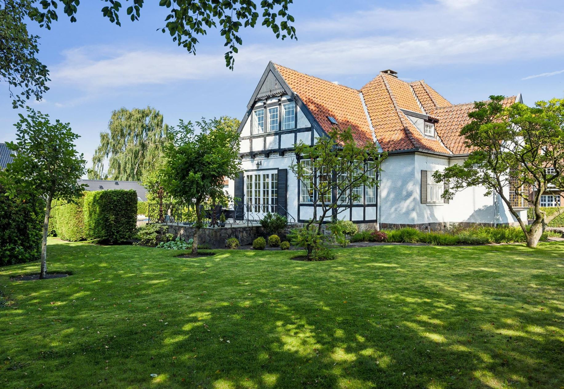 Åbent hus i unik herskabsvilla med karakter og historie i hjertet af Hasseris: 