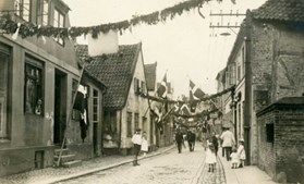 Flagstænger i Slotsgadekvarteret