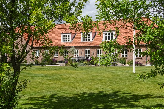 Holmvej 1 og 1 anden boliger er kommet til salg denne uge i Ulfborg - se boligerne her.