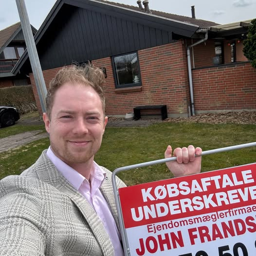 John Frandsen Ikast lukker fremvisninger på Vibevej 78 efter underskrevet købsaftale