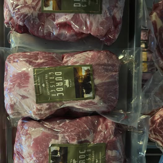 Den Hvide Hest Kolding serverer svinekød fra Ladegård Duroc